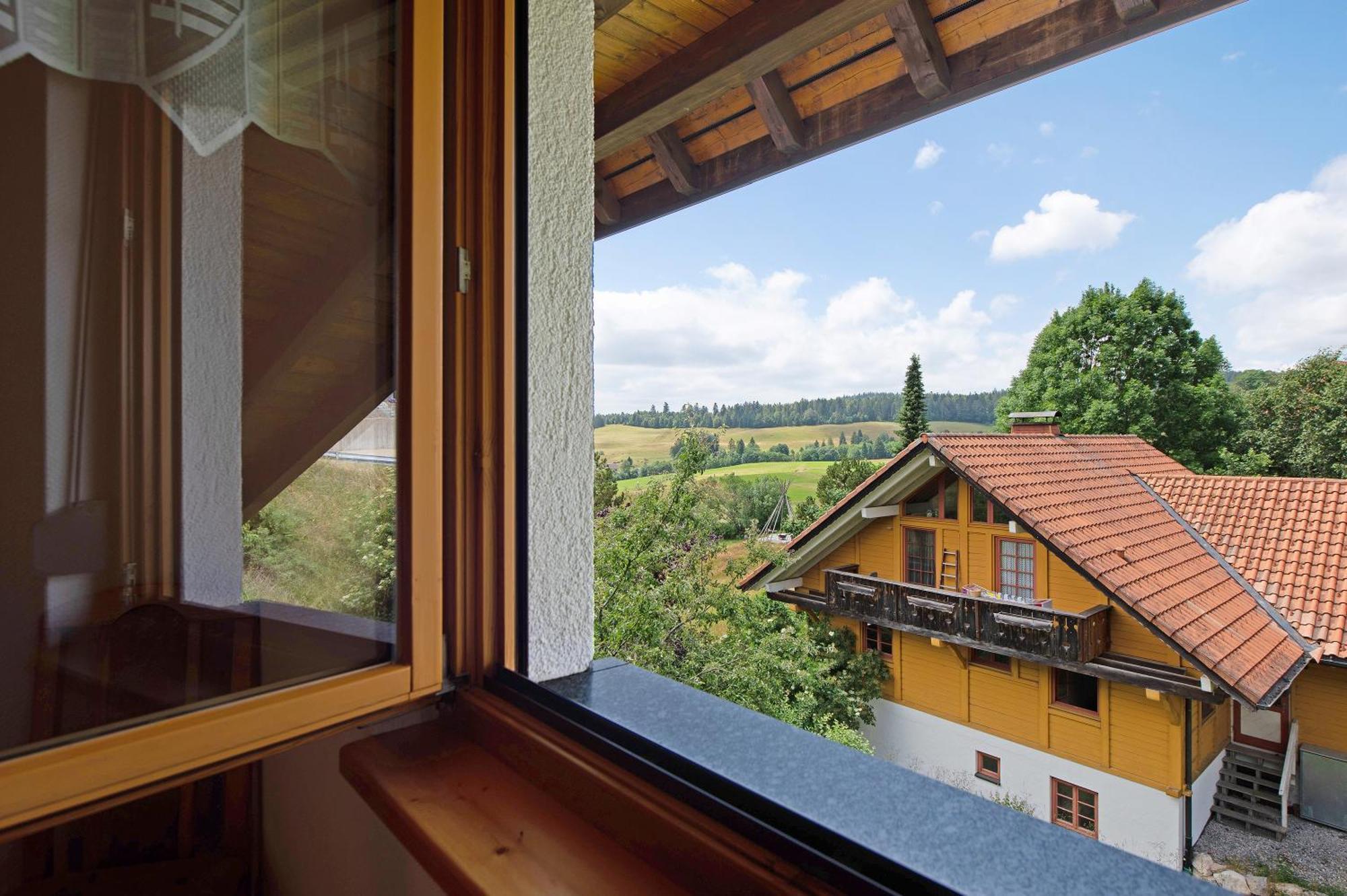 Ferienwohnung Blasi Mit Alpensicht Ibach Buitenkant foto